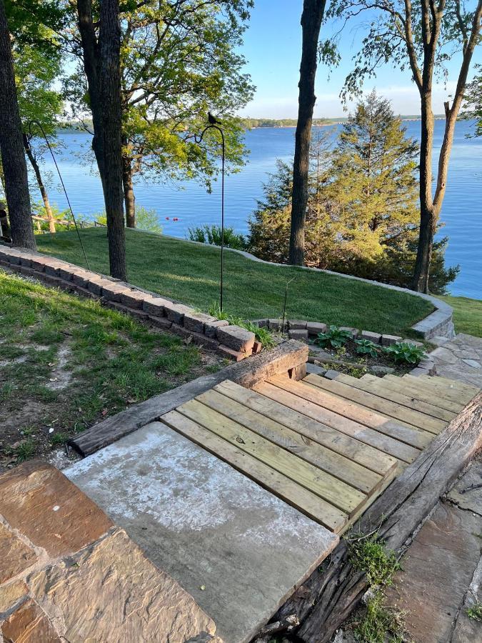 Vinita Newly Renovated 4B, 2.5 Bath Lakefront Home With South Grand Lake Views And Dock מראה חיצוני תמונה