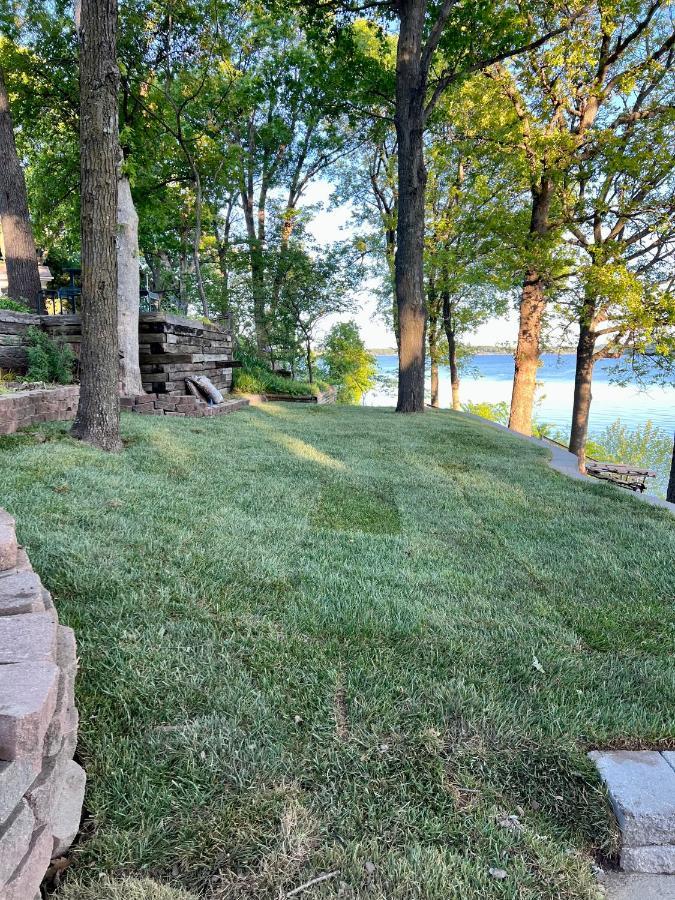 Vinita Newly Renovated 4B, 2.5 Bath Lakefront Home With South Grand Lake Views And Dock מראה חיצוני תמונה