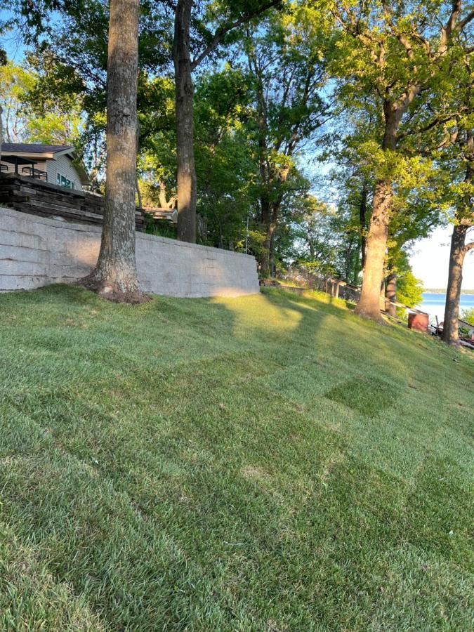 Vinita Newly Renovated 4B, 2.5 Bath Lakefront Home With South Grand Lake Views And Dock מראה חיצוני תמונה